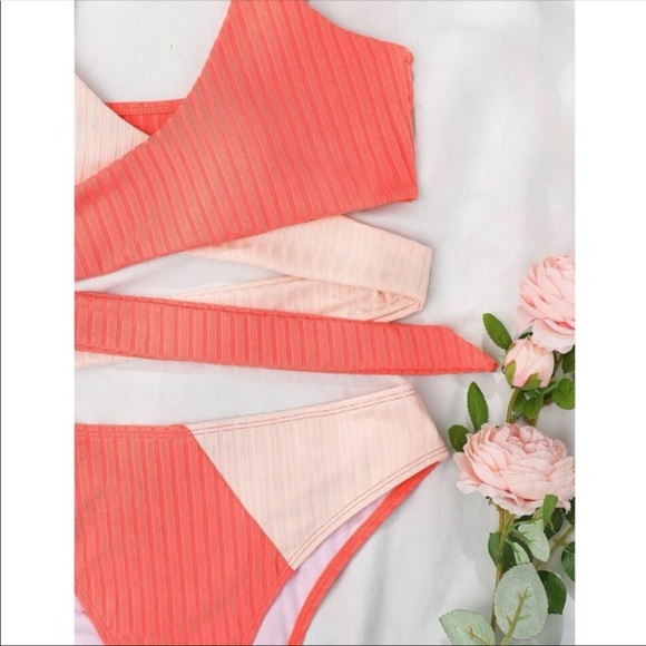 🚨2 left 🚨Boho wrap color block bikini - Picture 3 of 4